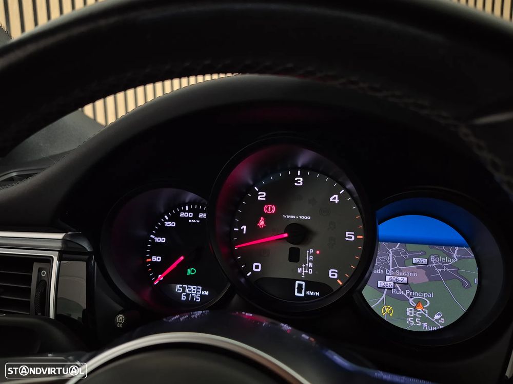 Porsche Macan S - 22