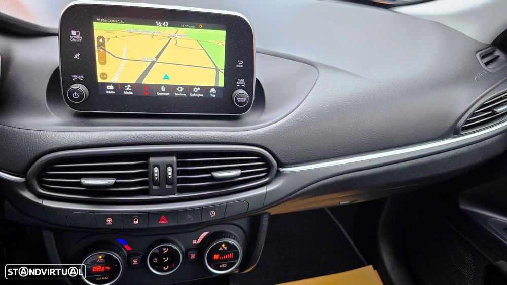 Fiat Tipo Station Wagon 1.3 M-Jet Lounge - 5