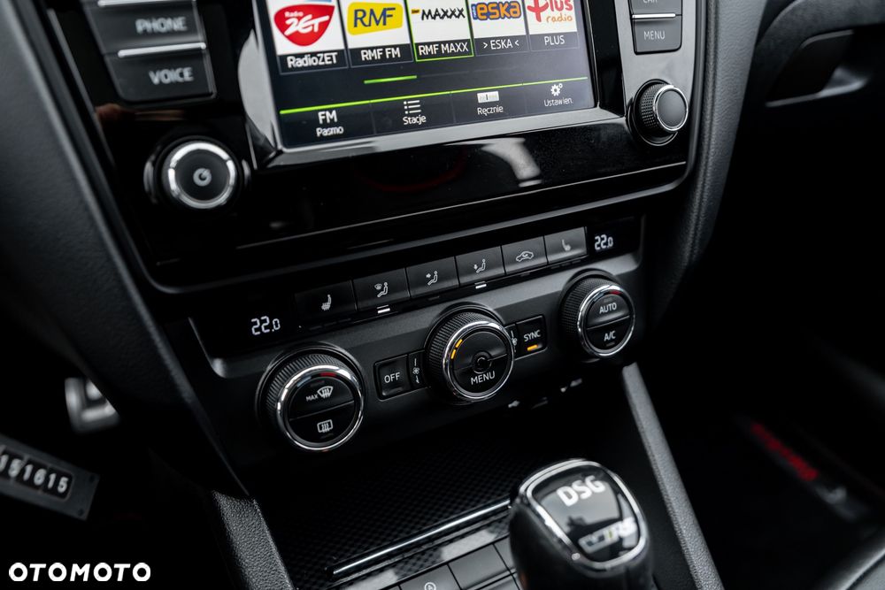 Skoda Octavia 2.0 TDI RS Challenge DSG - 34