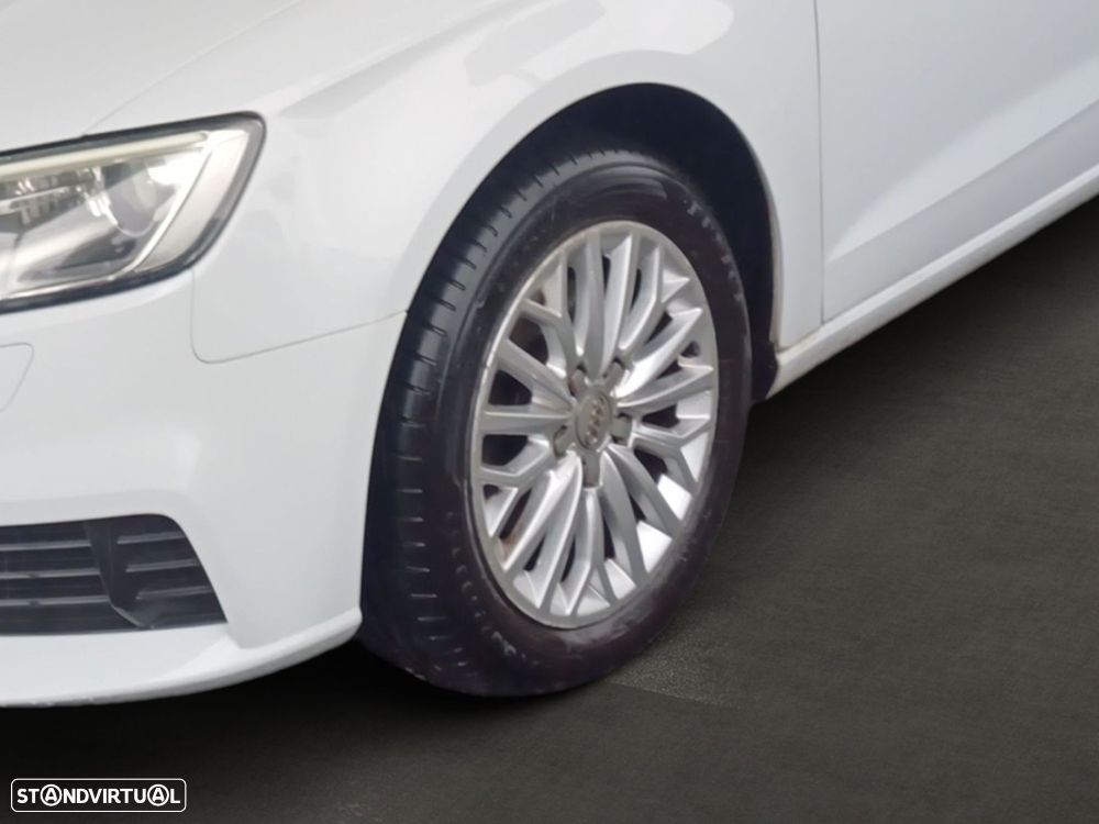 Audi A3 Sportback 1.6 TDI - 6