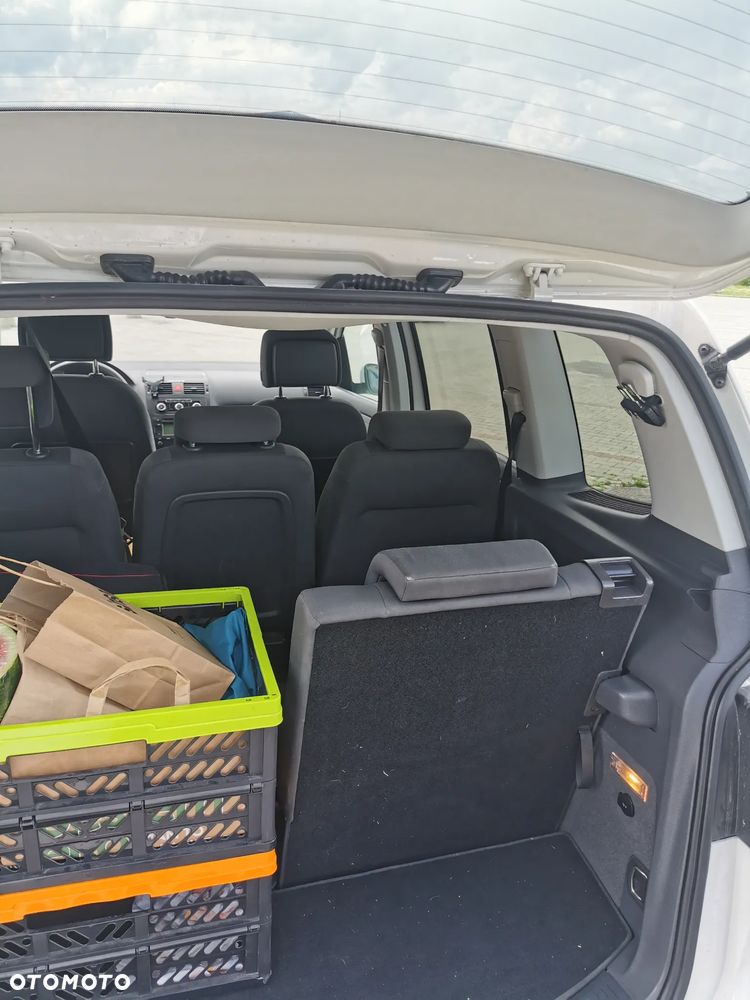 Volkswagen Touran 1.6 TDI DPF DSG Highline - 7