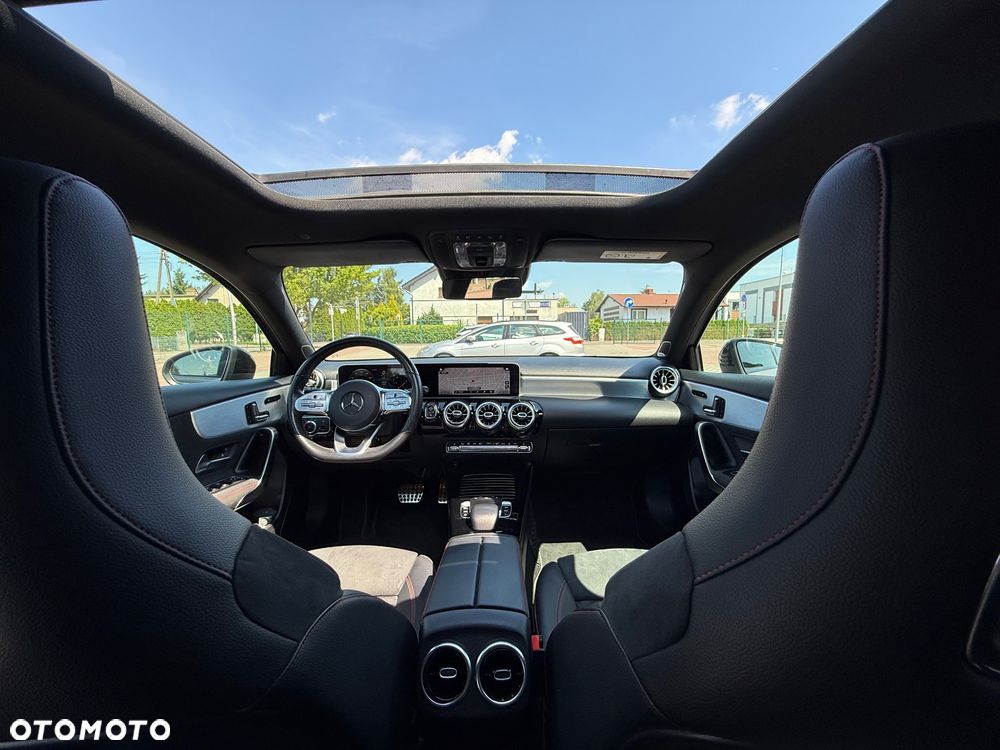 Mercedes-Benz Klasa A 250 4-Matic AMG Line 7G-DCT - 16