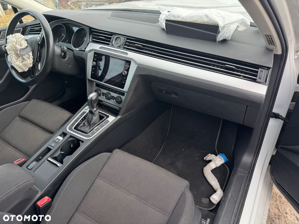 Volkswagen Passat Variant - 4