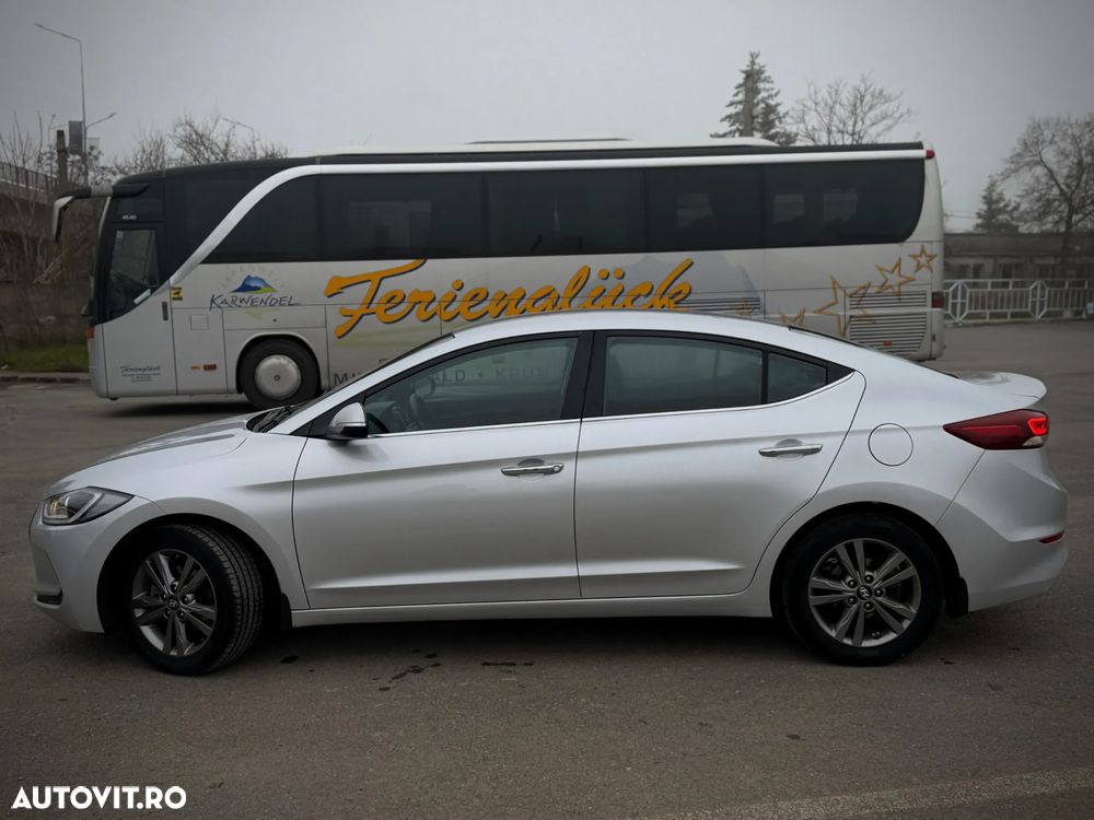 Hyundai Elantra 1.6 MPi Highway - 6