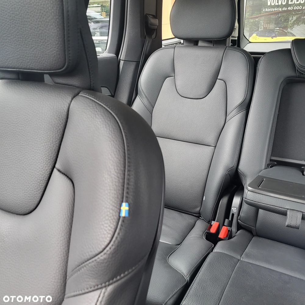 Volvo XC 90 - 16