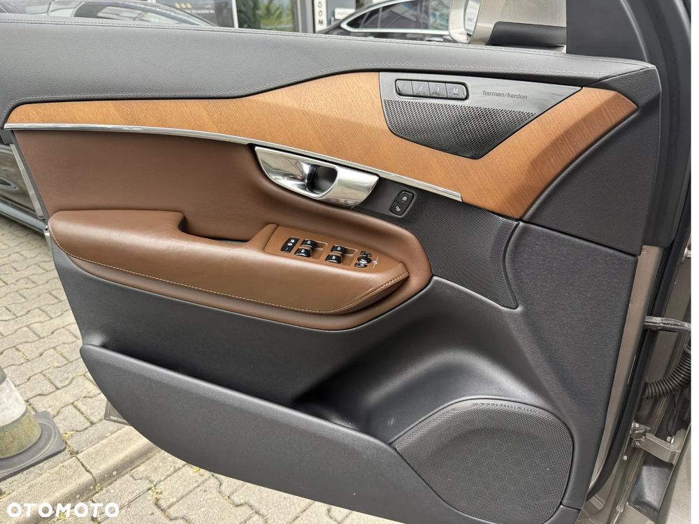 Volvo XC 90 T6 AWD Geartronic Inscription - 20