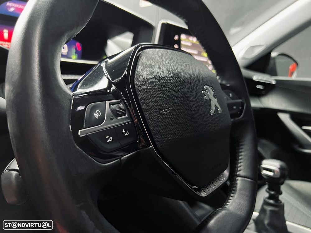 Peugeot 2008 1.5 BlueHDi Allure - 23
