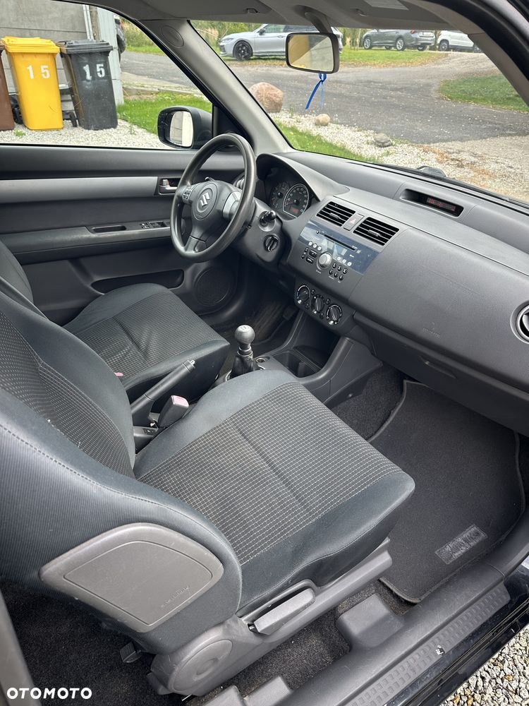 Suzuki Swift - 7