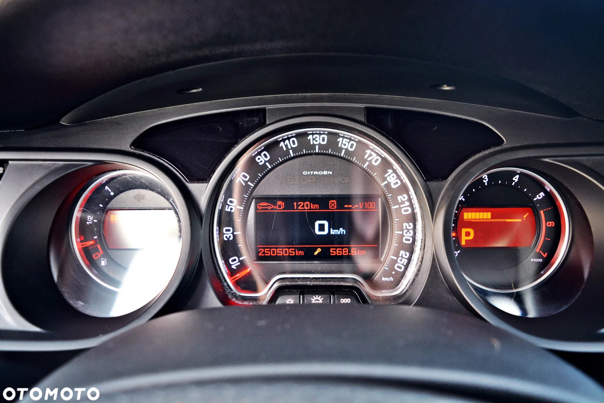 Citroën C5 2.0i 16V Exclusive - 24