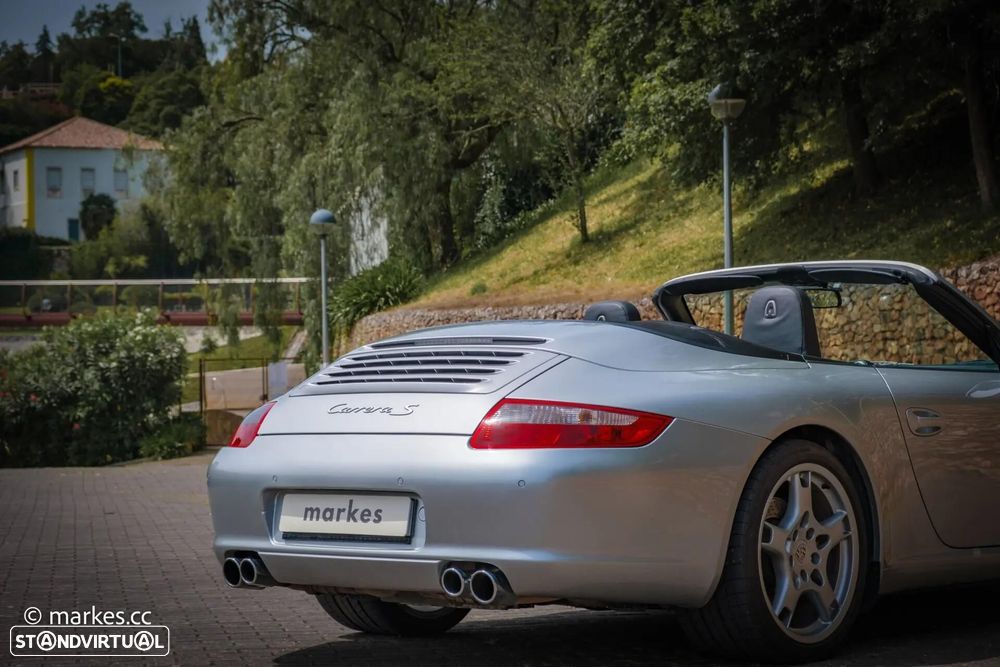 Porsche 911 (997) - 24