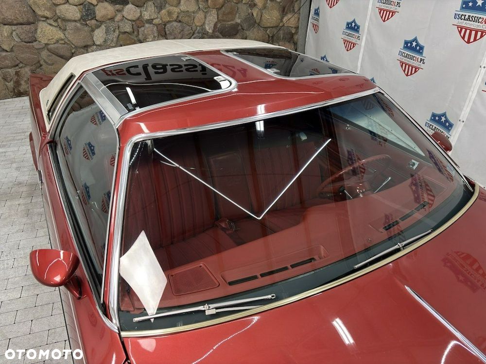 Oldsmobile Cutlass - 33