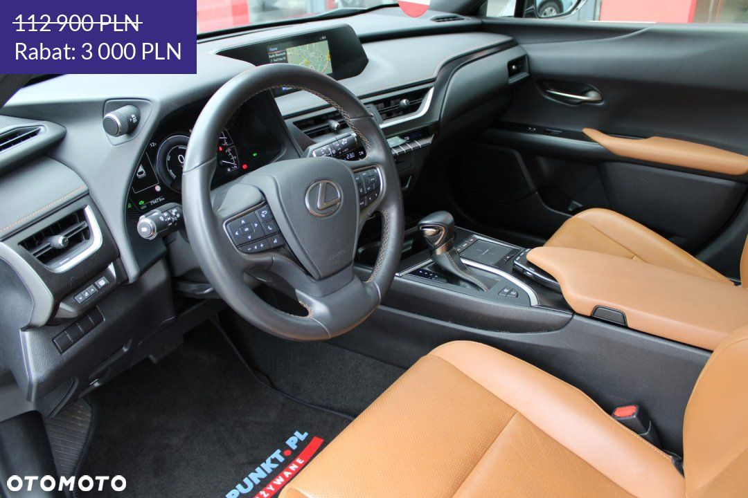 Lexus UX - 18