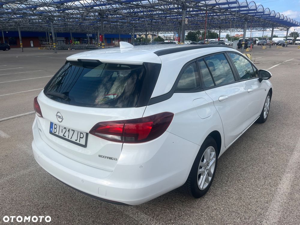 Opel Astra 1.6 D (CDTI) Dynamic - 28