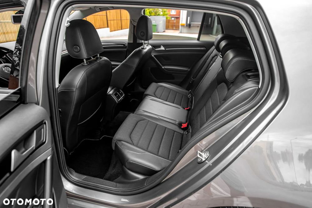 Volkswagen Golf 1.4 TSI BMT Highline - 22