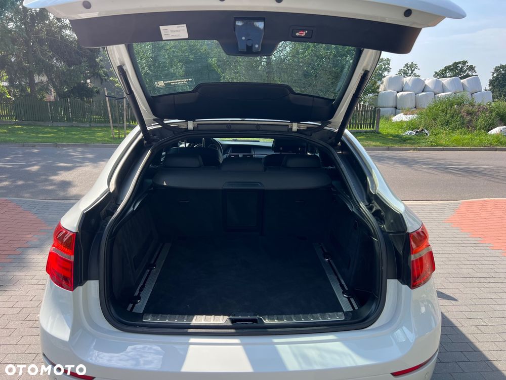 BMW X6 xDriveM50d - 14