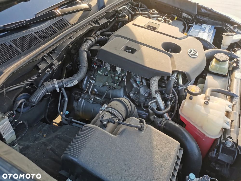 Toyota Hilux 2.4 D-4D Extra Cab DLX 4x4 - 12