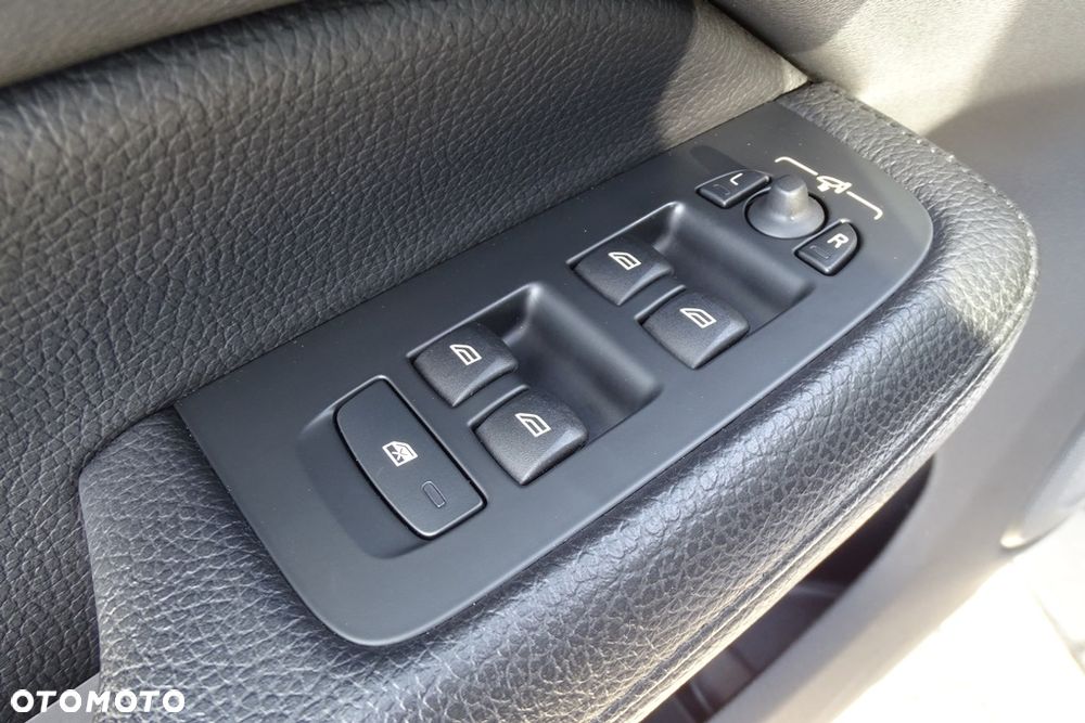 Volvo V60 T4 Geartronic Momentum - 17