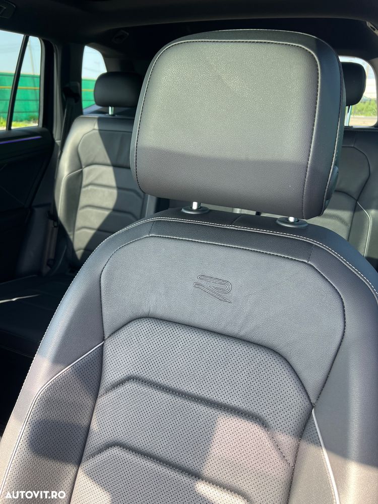 Volkswagen Tiguan - 31