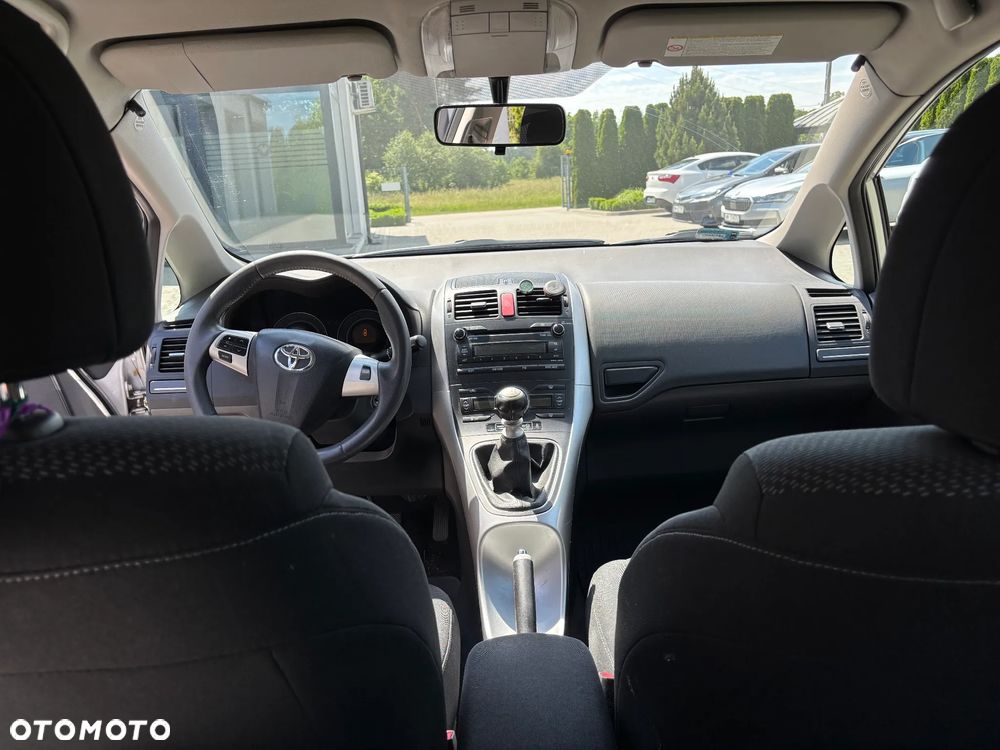 Toyota Auris 2.0 D-4D Sol - 14