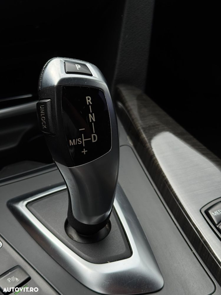 BMW Seria 3 - 32