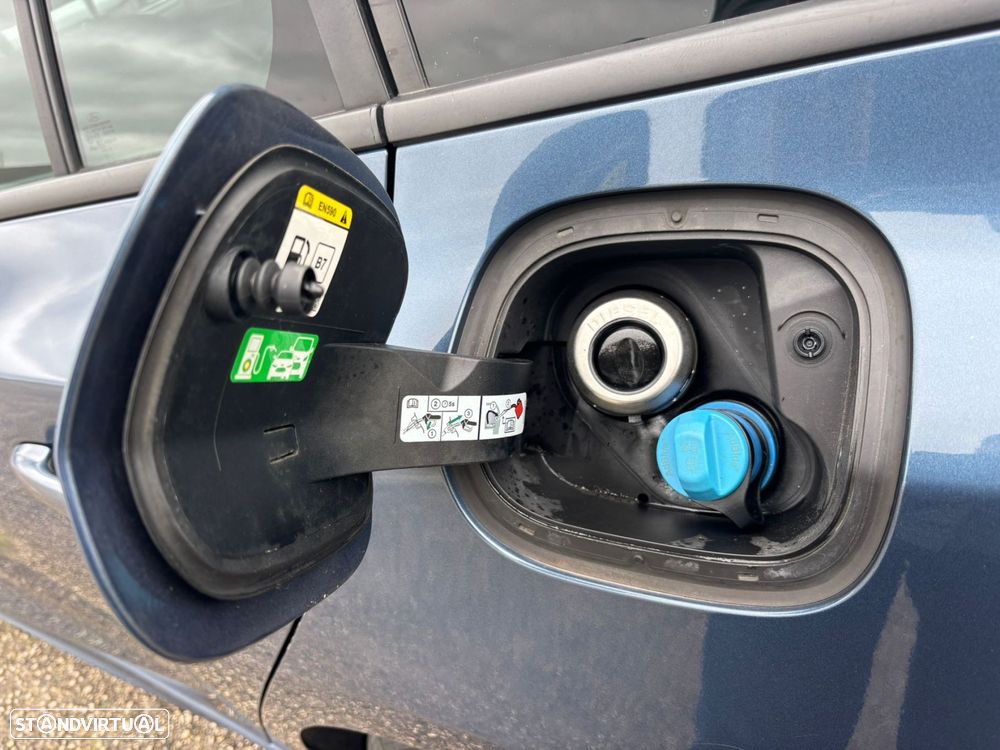 Ford Focus SW 1.5 TDCi EcoBlue ST-Line - 16