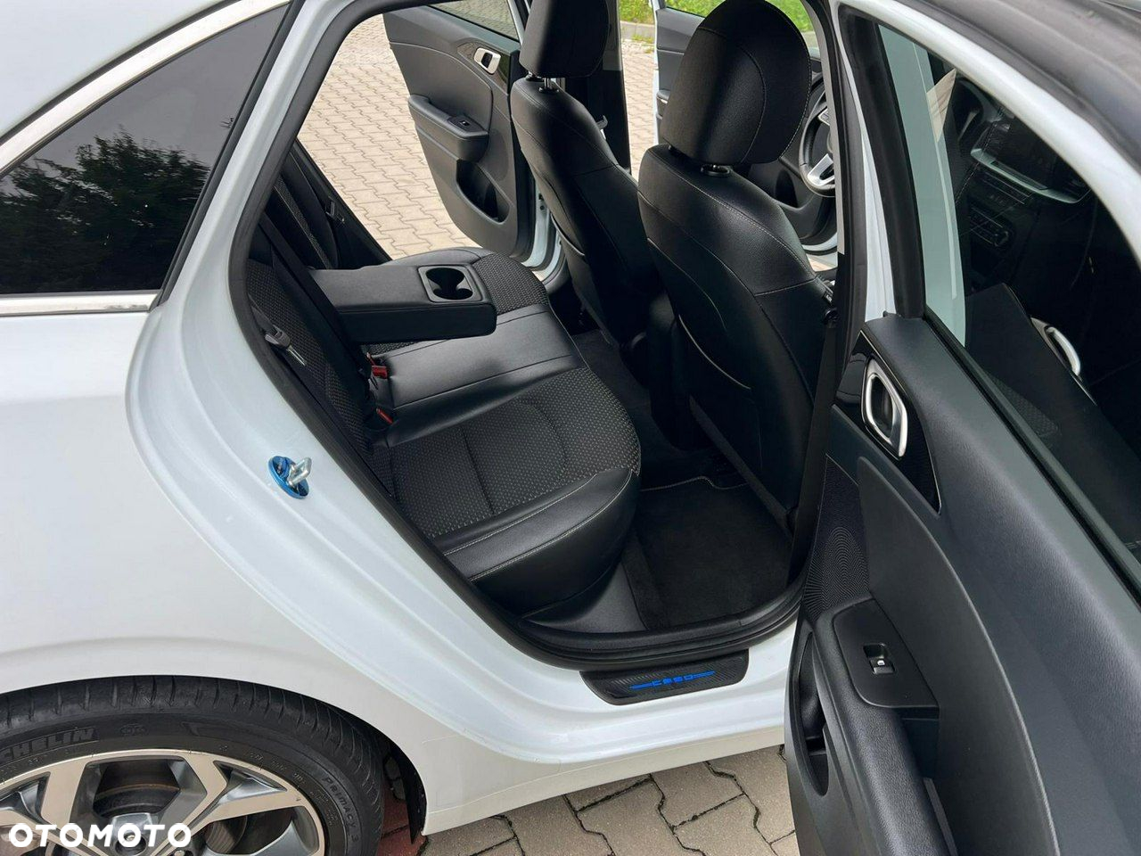 Kia Ceed 1.0 T-GDI OPF Spirit - 11