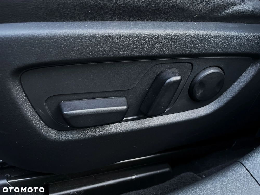 Mazda CX-30 e-SKYACTIV-X 2.0 M HYBRID AWD DRIVE - 35