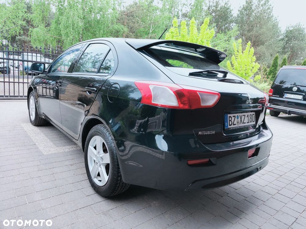 Mitsubishi Lancer 1.8 Intense - 5