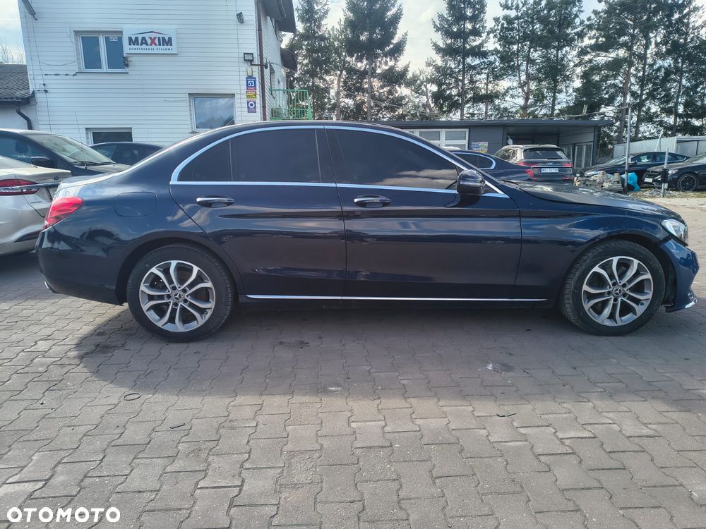 Mercedes-Benz Klasa C 300 4MATIC 9G-TRONIC - 5