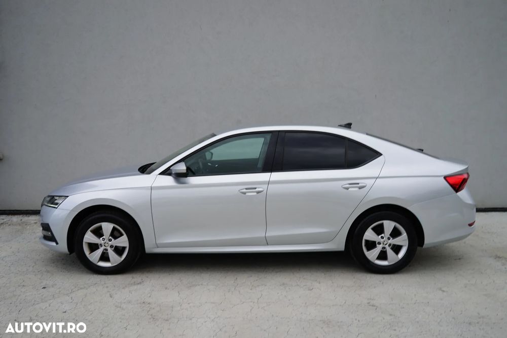Skoda Octavia 2.0 TDI DSG Ambition - 3