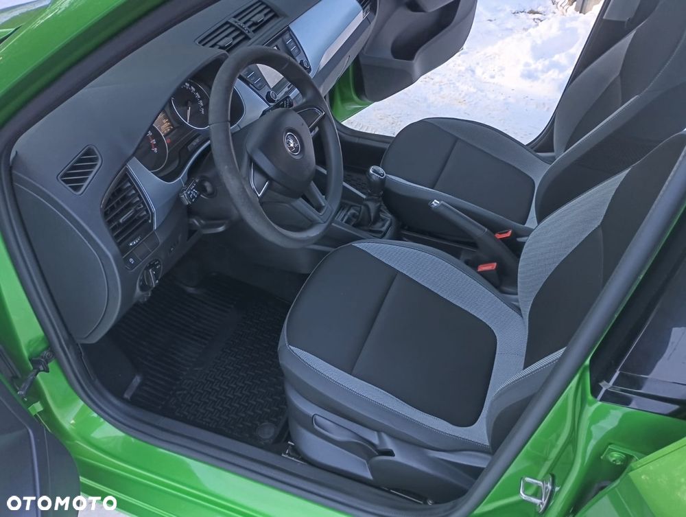 Skoda Fabia - 17