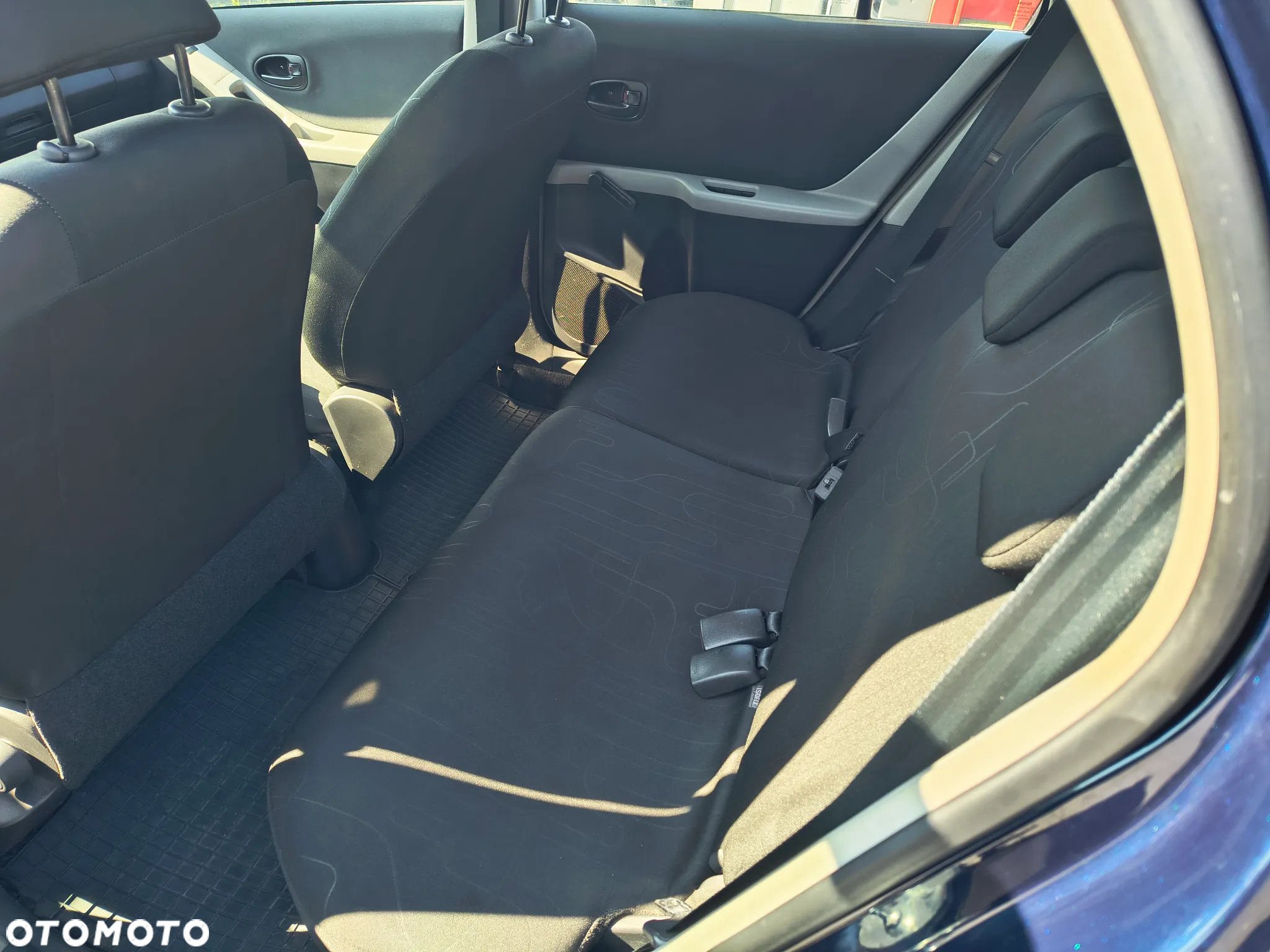 Toyota Yaris 1.0 Luna A/C - 7