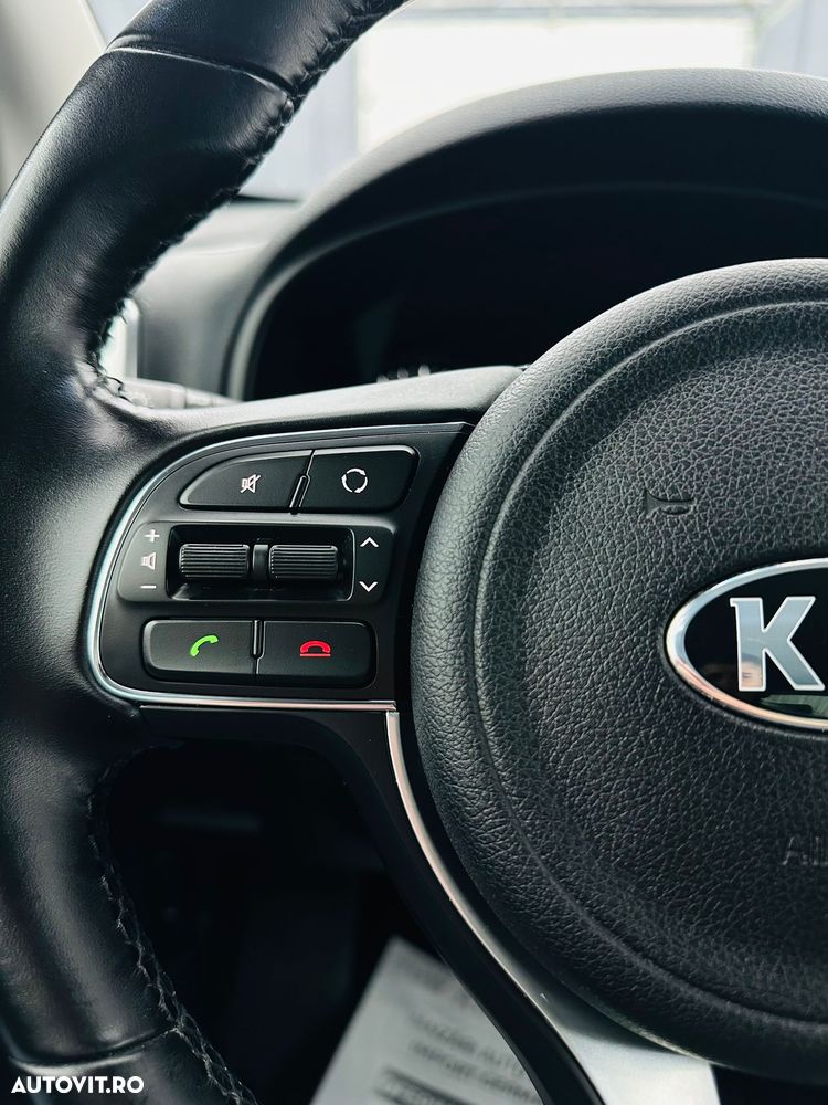 Kia Sportage 1.6 GDI 2WD DREAM-TEAM EDITION - 31