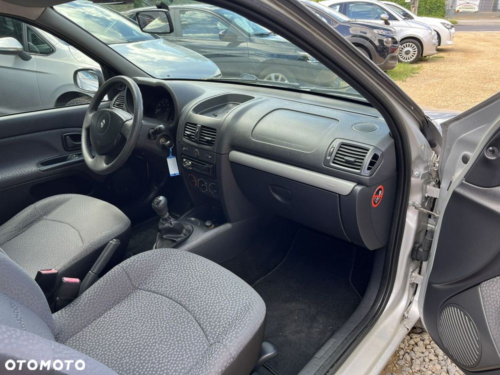 Renault Clio 1.2 Campus Authentique - 15