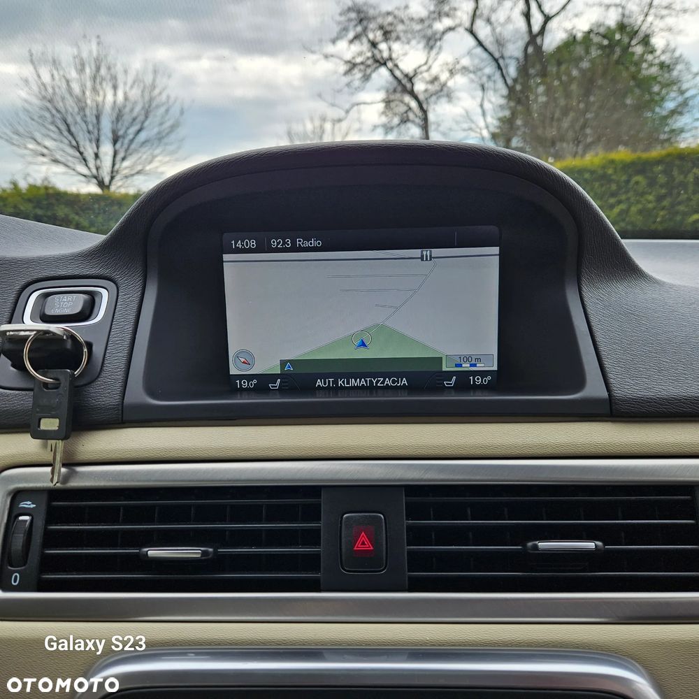Volvo XC 70 D4 Geartronic Momentum - 32