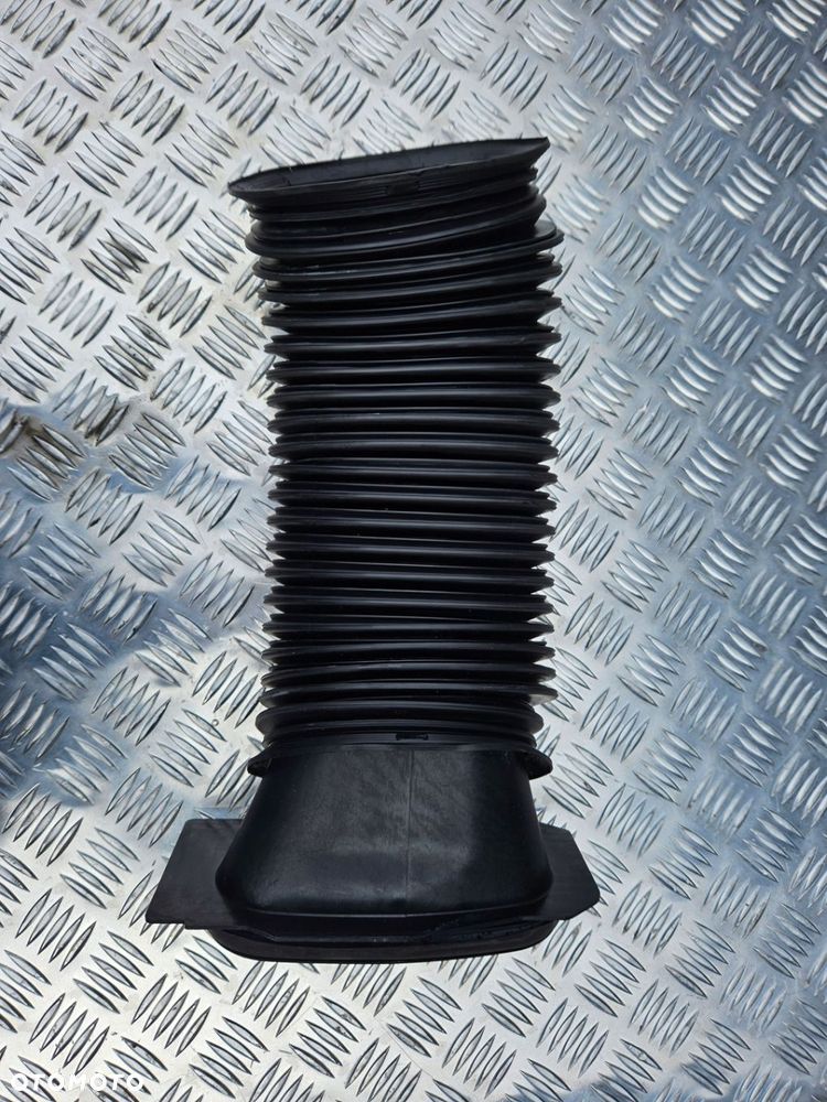 Rura ssąca filtra powietrza Mercedes Atego - 4