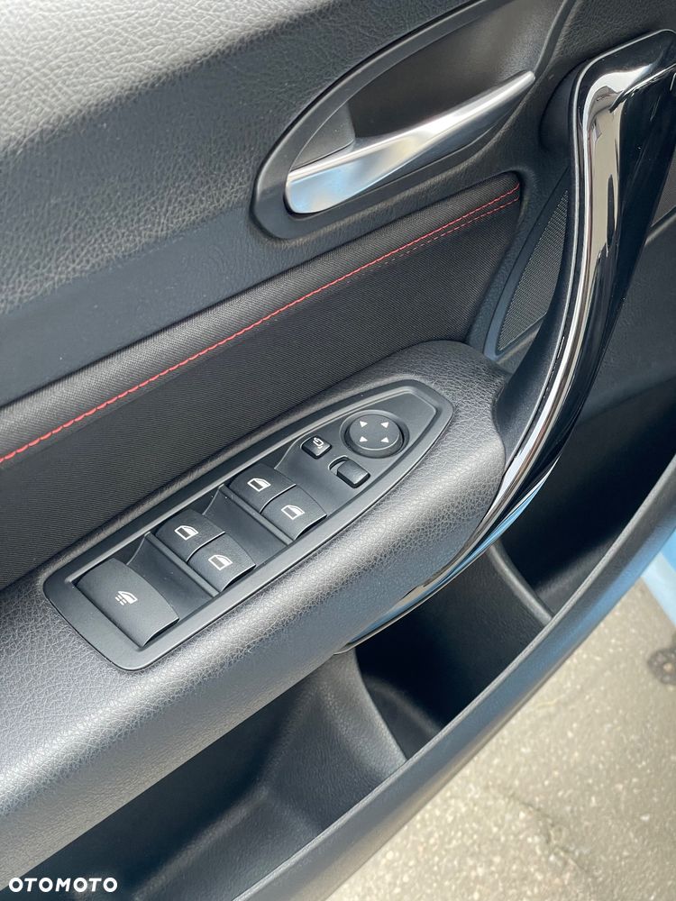 BMW Seria 2 220i Sport Line - 28