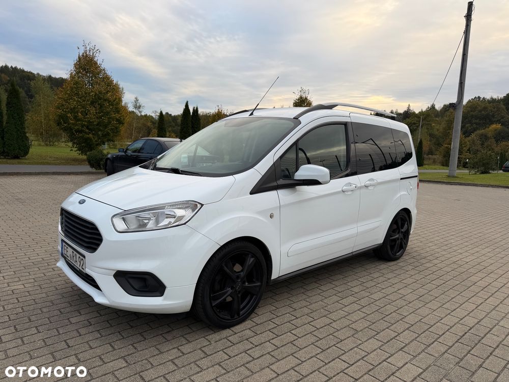 Ford Tourneo Courier - 4