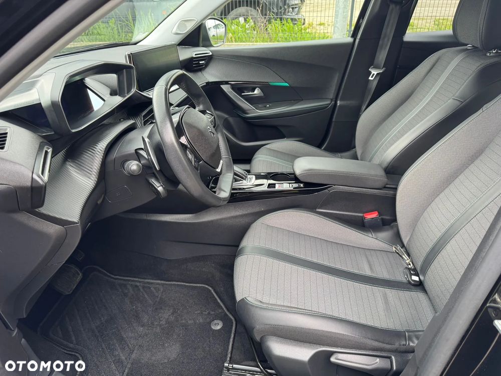 Peugeot 2008 - 24