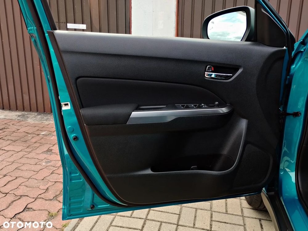 Suzuki Vitara - 25