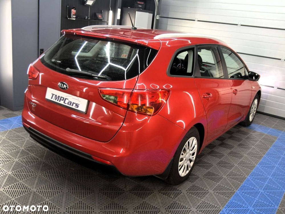 Kia Ceed - 22