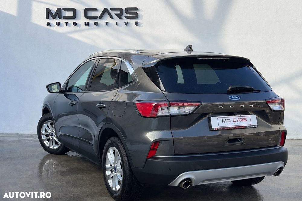 Ford Kuga - 4