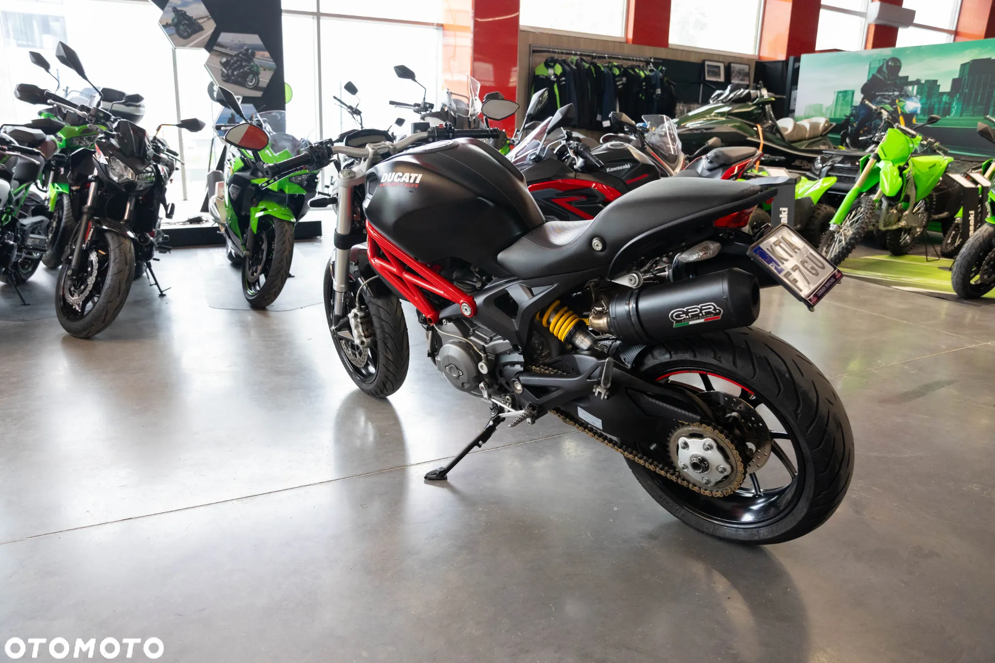 Ducati Monster - 24