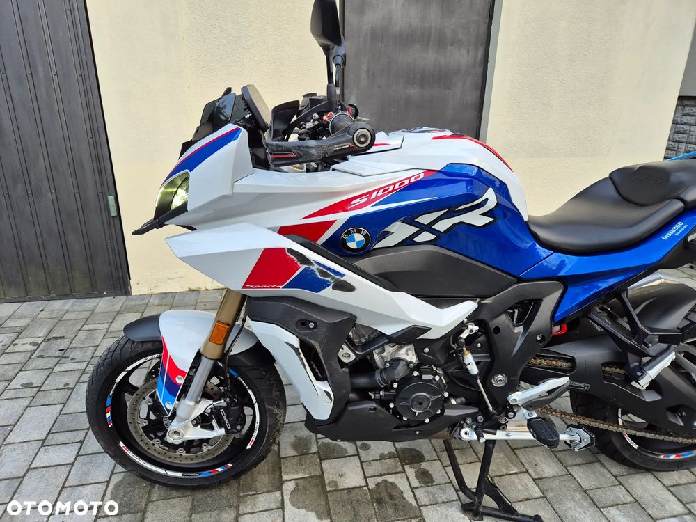 BMW XR - 3