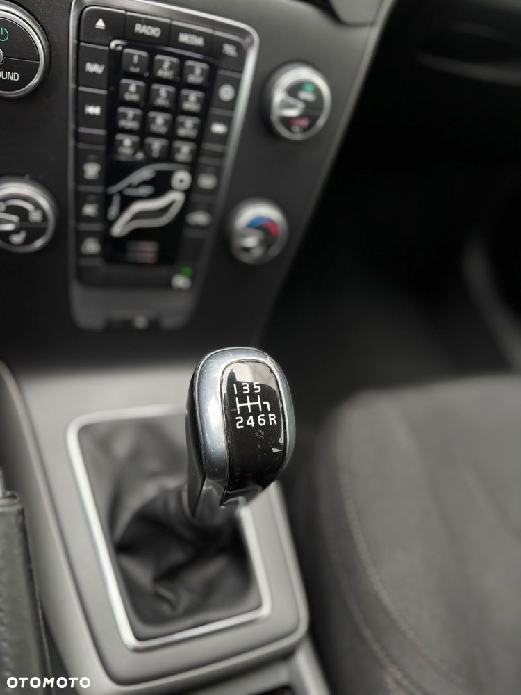 Volvo V40 D2 Kinetic - 18