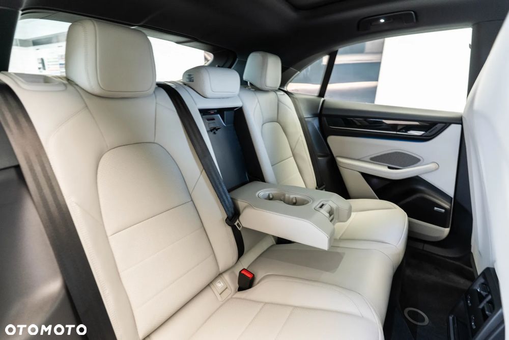 Porsche Macan 4 100kWh - 13
