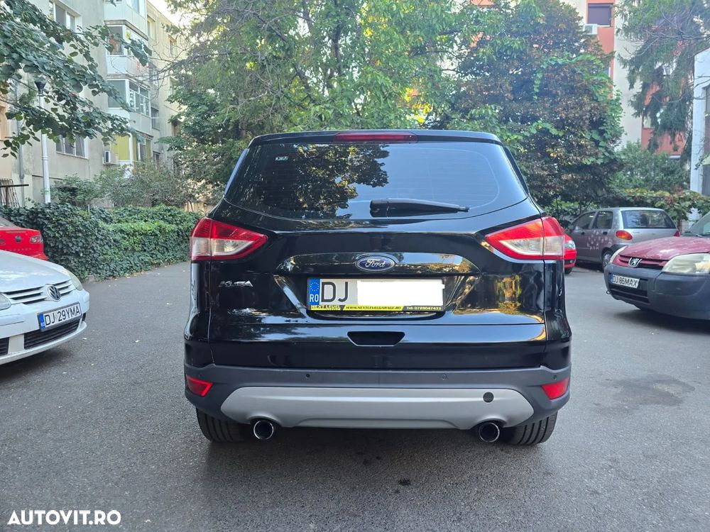 Ford Kuga 2.0 TDCi Powershift 4WD Trend - 2