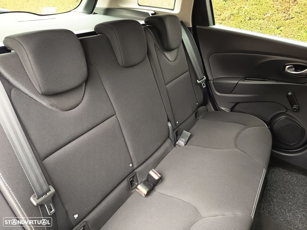 Renault Clio Sport Tourer dCi 90 Dynamique - 24