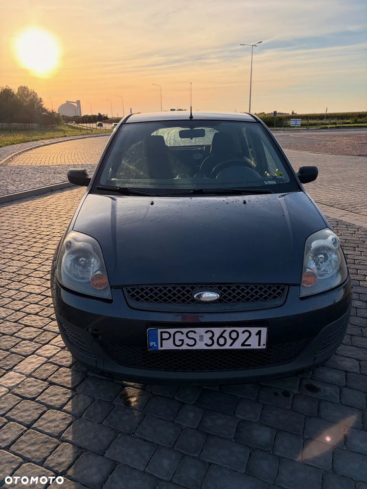 Ford Fiesta - 6