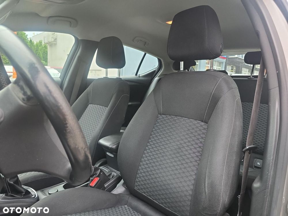Opel Astra 1.4 T Enjoy - 10